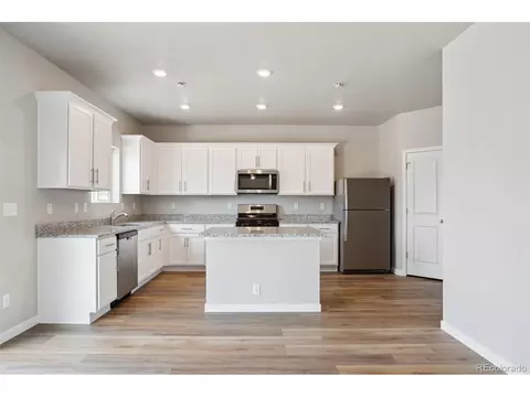 966 Cascade Falls St, Severance, CO 80550 photo 2