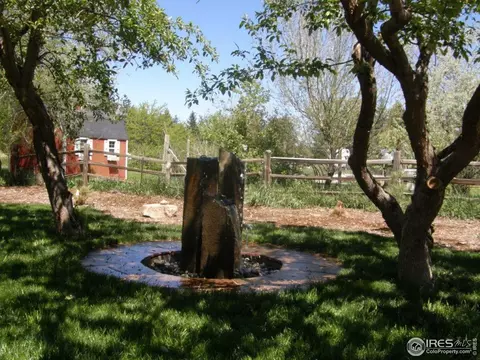 2338 La Mesa Dr, Boulder, CO 80303 photo 4