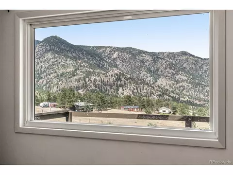 333 Pinewood Dr, Lyons, CO 80540 photo 4
