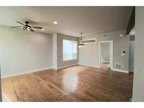 11099 E 25th Dr, Aurora, CO 80010 photo 4