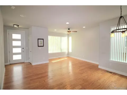 11099 E 25th Dr, Aurora, CO 80010 photo 5