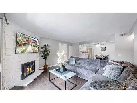 331 Wright St #208, Lakewood, CO 80228