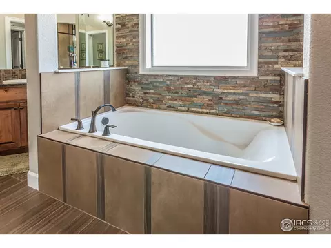 8120 Wynstone Dr, Windsor, CO 80550 photo 18