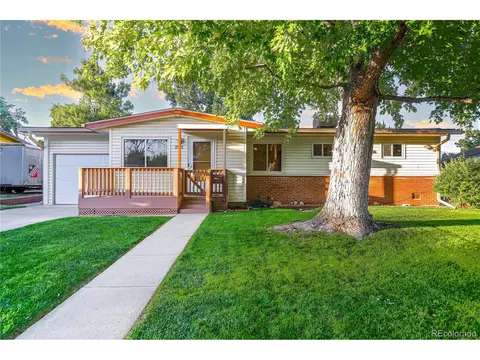 2573 Meadowbrook Dr, Denver, CO 80221