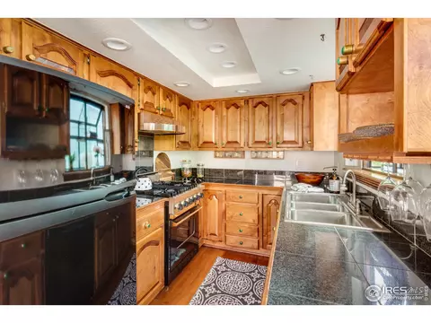 1946 Beacon Ct, Boulder, CO 80302 photo 8