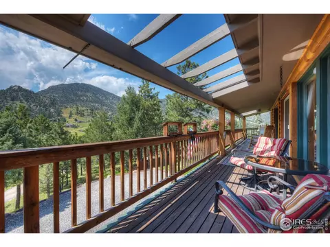 42 Ottawa Ct, Lyons, CO 80540 photo 2