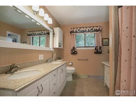 42 Ottawa Ct, Lyons, CO 80540 photo 17