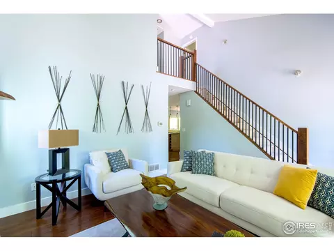 582 Locust Pl, Boulder, CO 80304 photo 5