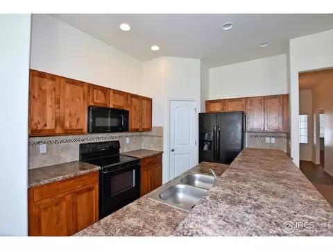 1051 Cherrybrook Dr, Windsor, CO 80550 photo 10