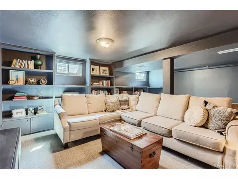 4727 E Bails Pl, Denver, CO 80222 photo 6