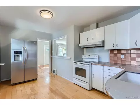 4727 E Bails Pl, Denver, CO 80222 photo 5