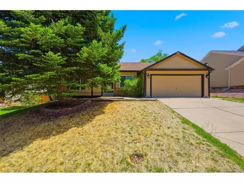 5800 S Quatar Cir, Centennial, CO 80015