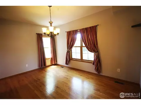 215 E Colorado Ave, Berthoud, CO 80513 photo 6