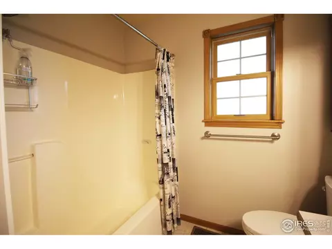 215 E Colorado Ave, Berthoud, CO 80513 photo 11