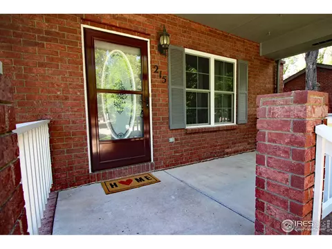 215 E Colorado Ave, Berthoud, CO 80513 photo 2