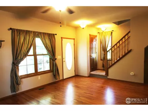 215 E Colorado Ave, Berthoud, CO 80513 photo 3