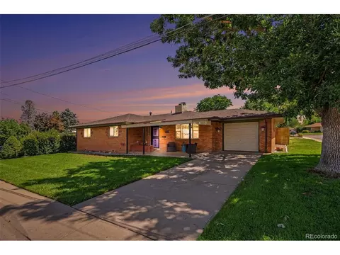 645 S Washington Cir, Englewood, CO 80113