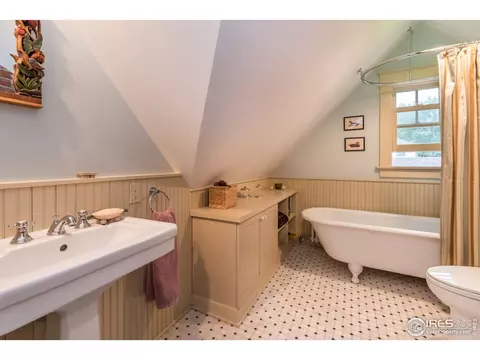 637 Pine St, Boulder, CO 80302 photo 29