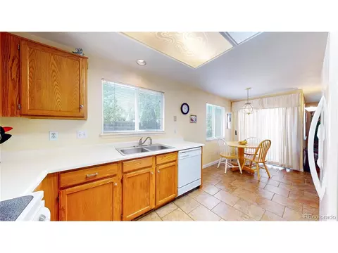 Kitchen - 5200 E 123rd Ave, Thornton, CO 80241 photo 3 of 3
