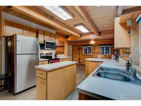 565 Rustic Rd, Bellvue, CO 80512 photo 22