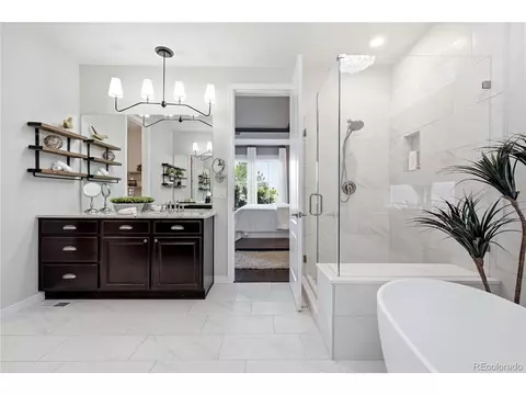 Bath - 27822 E Long Pl, Aurora, CO 80016 photo 1 of 5