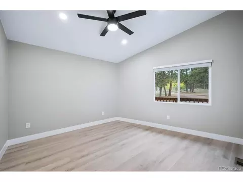 Bedroom - 10029 Fallen Rock Rd, Conifer, CO 80433 photo 4 of 4
