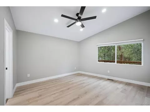 Bedroom - 10029 Fallen Rock Rd, Conifer, CO 80433 photo 1 of 4