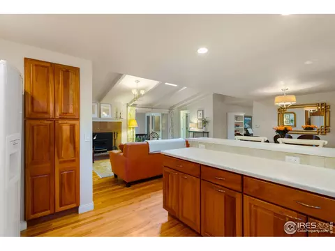 4410 Comanche Dr, Boulder, CO 80303 photo 4