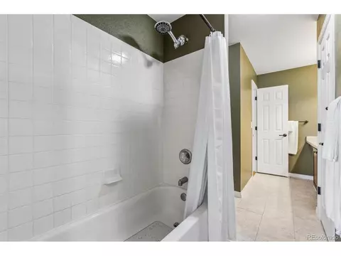 Bath - 7183 E 131st Dr, Brighton, CO 80602 photo 2 of 5