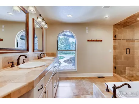 8053 Sagebrush Ct, Boulder, CO 80301 photo 18