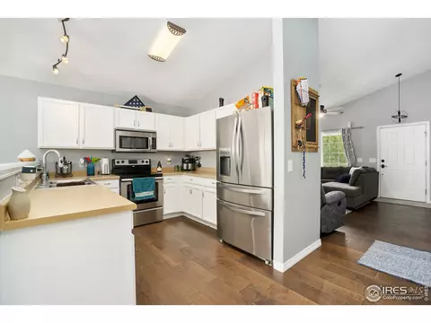 15375 E 99th Ave, Commerce City, CO 80022 photo 8