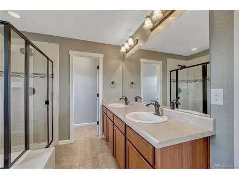 Bath - 18317 E Saskatoon Pl, Parker, CO 80134 photo 4 of 5