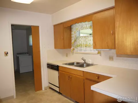 935 Franklin Ave, Berthoud, CO 80513 photo 4