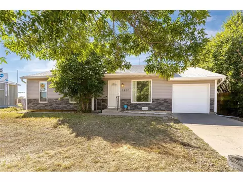 1851 S Salida Cir, Aurora, CO 80017