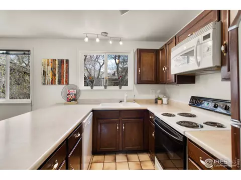 4508 Ashfield Dr, Boulder, CO 80301 photo 6