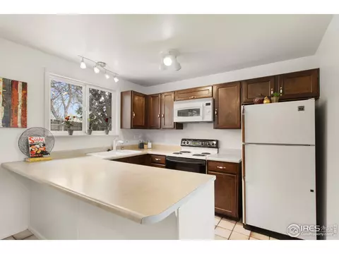 4508 Ashfield Dr, Boulder, CO 80301 photo 5