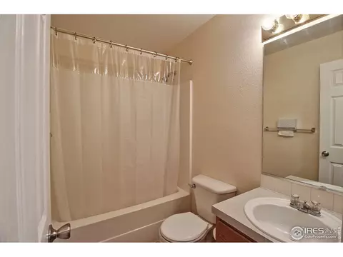 2512 Park View Dr, Evans, CO 80620 photo 20