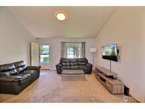 2512 Park View Dr, Evans, CO 80620 photo 6