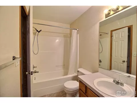 2512 Park View Dr, Evans, CO 80620 photo 15