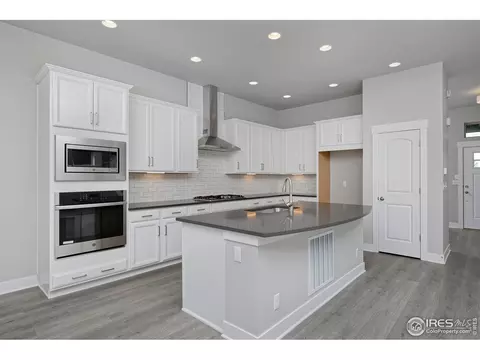 9964 E 60th Ave, Denver, CO 80238 photo 9