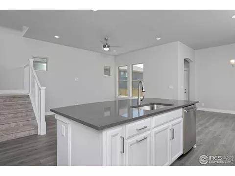 9964 E 60th Ave, Denver, CO 80238 photo 12