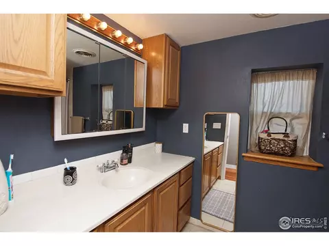 762 Cedar Ave, Akron, CO 80720 photo 13