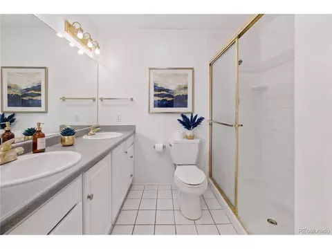 Bath - 9024 E Mansfield Ave, Denver, CO 80237 photo 1 of 3