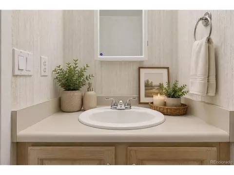 Bath - 9024 E Mansfield Ave, Denver, CO 80237 photo 2 of 3