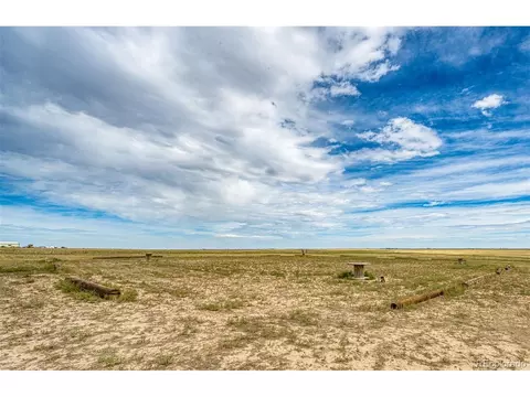 Exterior - 4820 Schumaker Rd, Bennett, CO 80102 photo 10 of 10