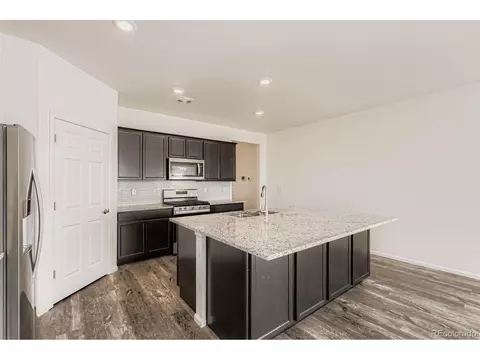 Kitchen - 20014 E 62nd Dr, Aurora, CO 80019 photo 2 of 4