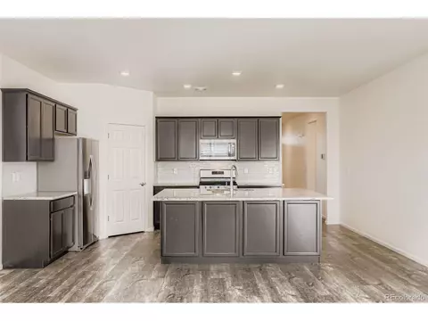 Kitchen - 20014 E 62nd Dr, Aurora, CO 80019 photo 4 of 4