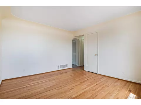 6009 Ivanhoe St, Commerce City, CO 80022 photo 3