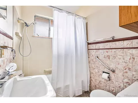 6009 Ivanhoe St, Commerce City, CO 80022 photo 7