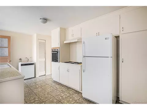 6009 Ivanhoe St, Commerce City, CO 80022 photo 4